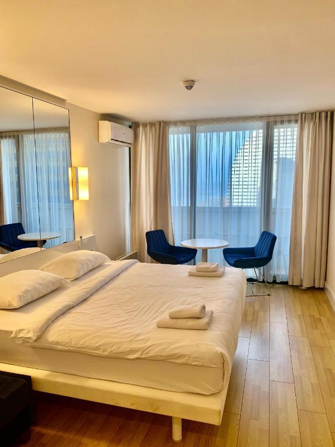 Batumi Apartments A&E エクステリア 写真