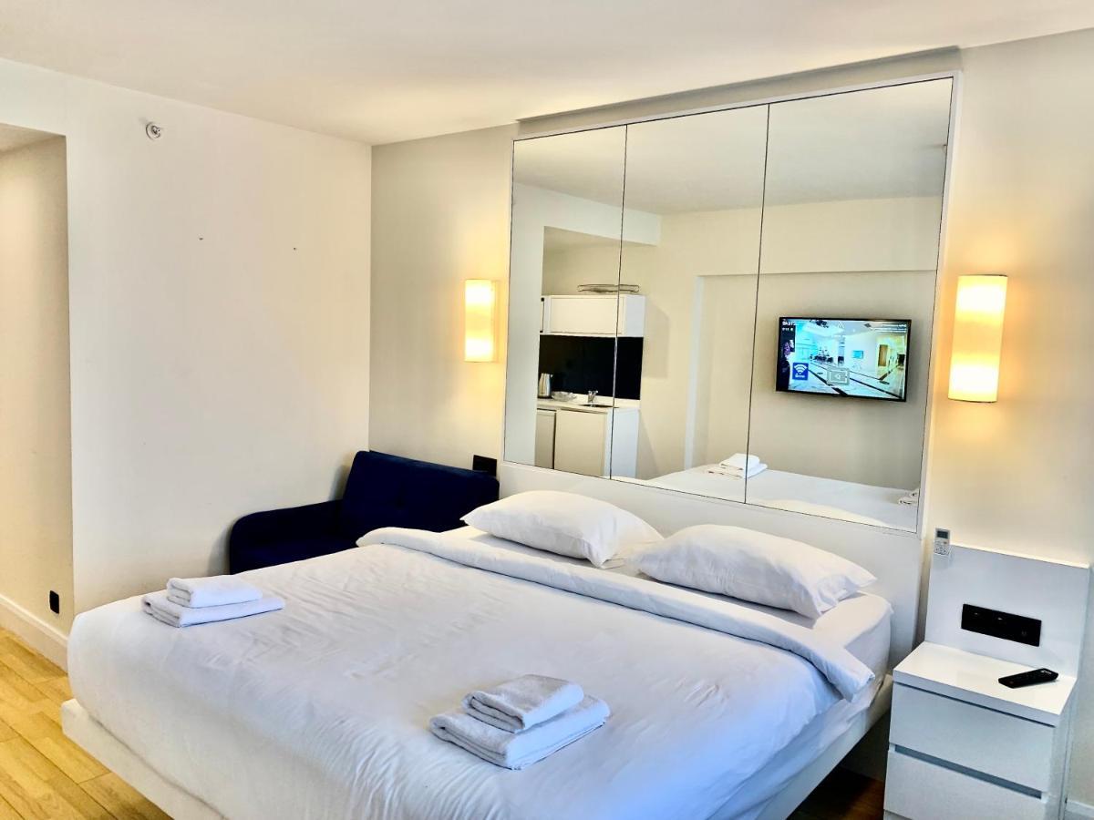 Batumi Apartments A&E エクステリア 写真